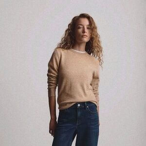 Quince Mongolian Cashmere Crewneck Sweater